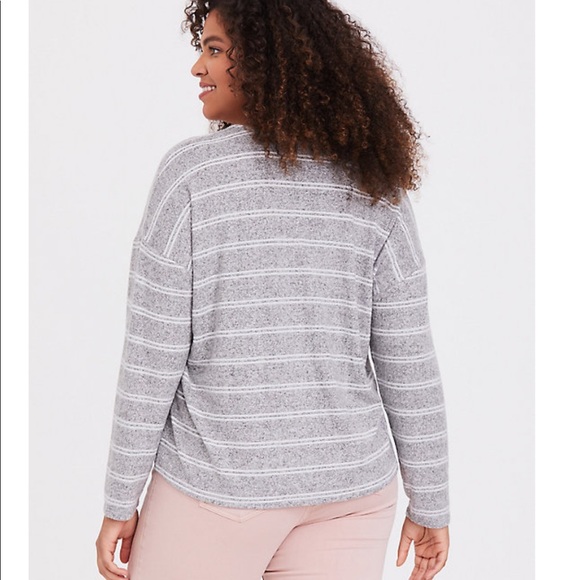 TORRID Grey White Stripe Button Front Long Sleeve Button Front Cardigan 4X - Picture 4 of 12